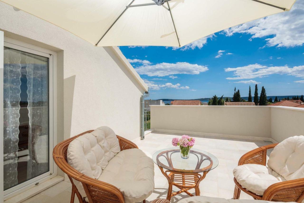 Apartamento Otium Kaštela Exterior foto
